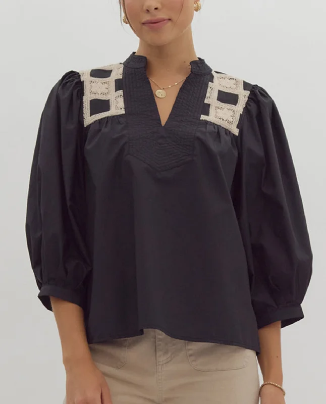 ENTRO 3/4 V-NECK WITH SHOULDER DETAIL